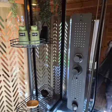 Le Cabanon De Casaoma B&B